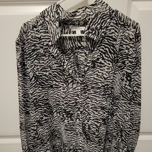 Nine West, sheer animal print, Size XL
